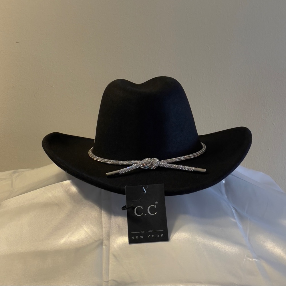 Black Crystal Cowboy Hat – Full Rhinestone Band, Beyoncé-Level Sparkle! NWT✨ - Picture 9 of 16